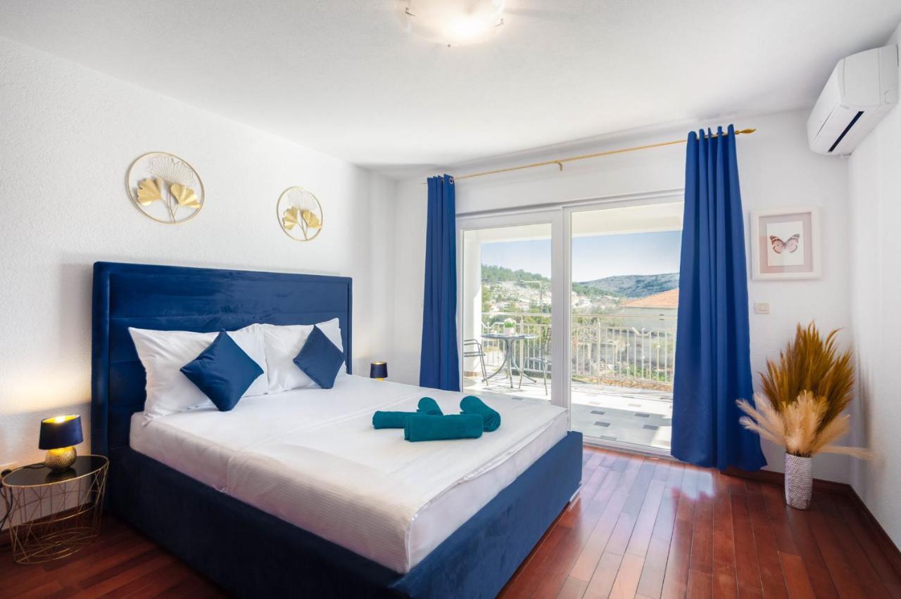 Luxury Villa Ivana 산책길 외부 사진