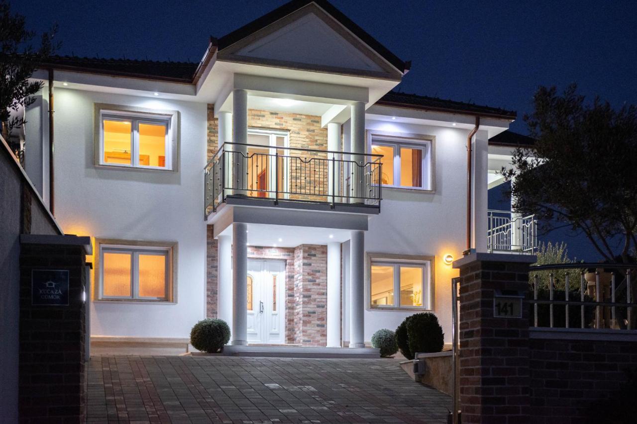 Luxury Villa Ivana 산책길 외부 사진