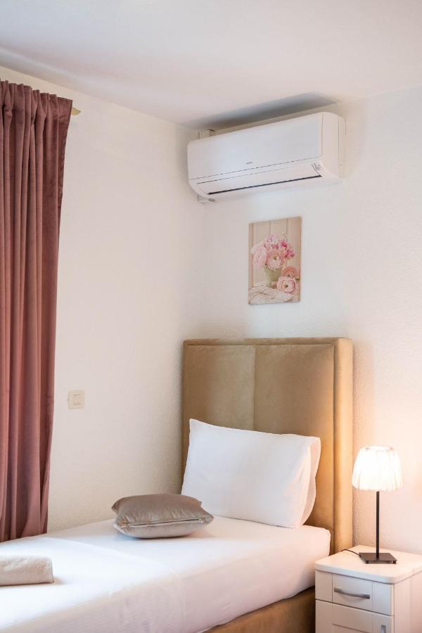 Luxury Villa Ivana 산책길 외부 사진