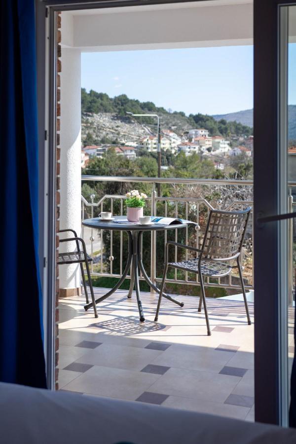 Luxury Villa Ivana 산책길 외부 사진