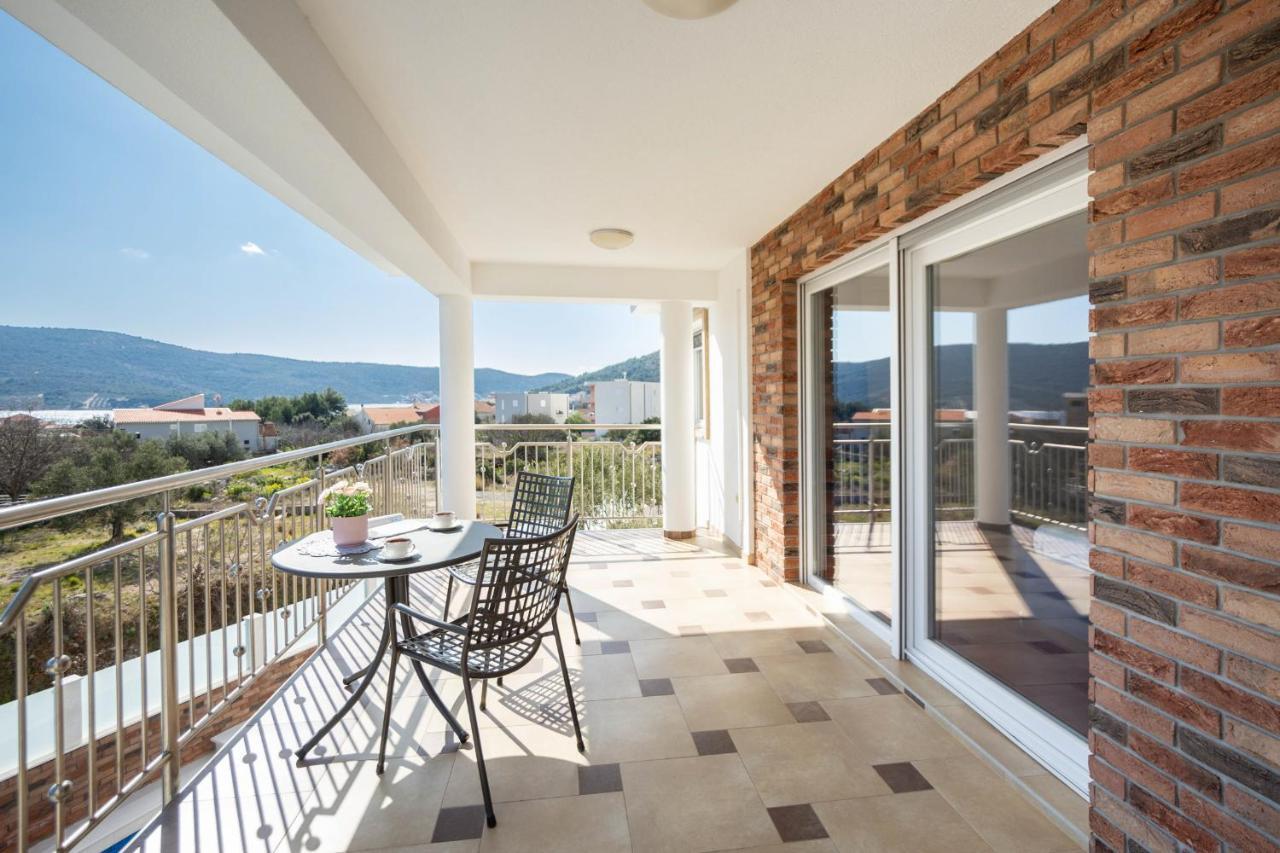 Luxury Villa Ivana 산책길 외부 사진